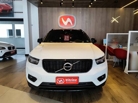 VOLVO XC40 1.5 T5 RECHARGE R-DESIGN GEARTRONIC VOLVO XC40 1.5 T5 RECHARGE R-DESIGN GEARTRONIC